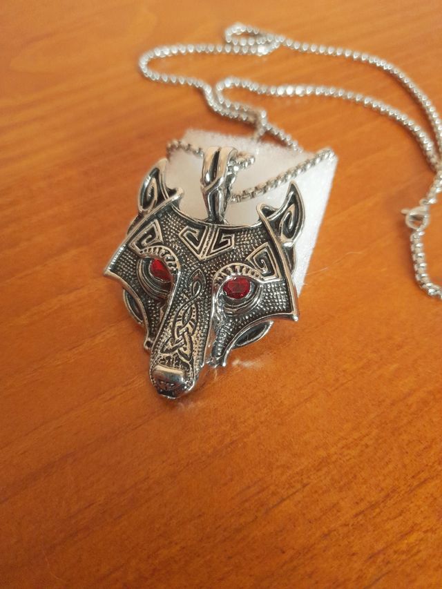 Colgante Lobo Vikingo 