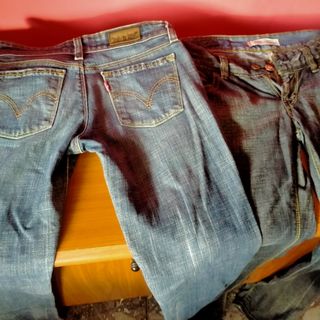 Pantalones Levis mujer 