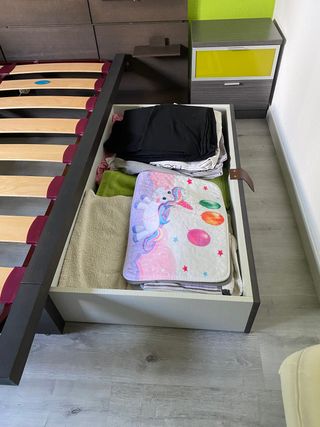Mobiliario dormitorio -RECOGER TALAMANCA DE JARAMA
