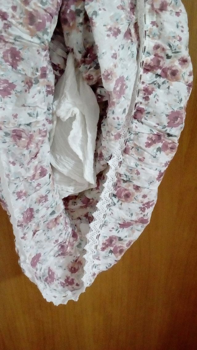 Vestido nuevo floral o rosa 