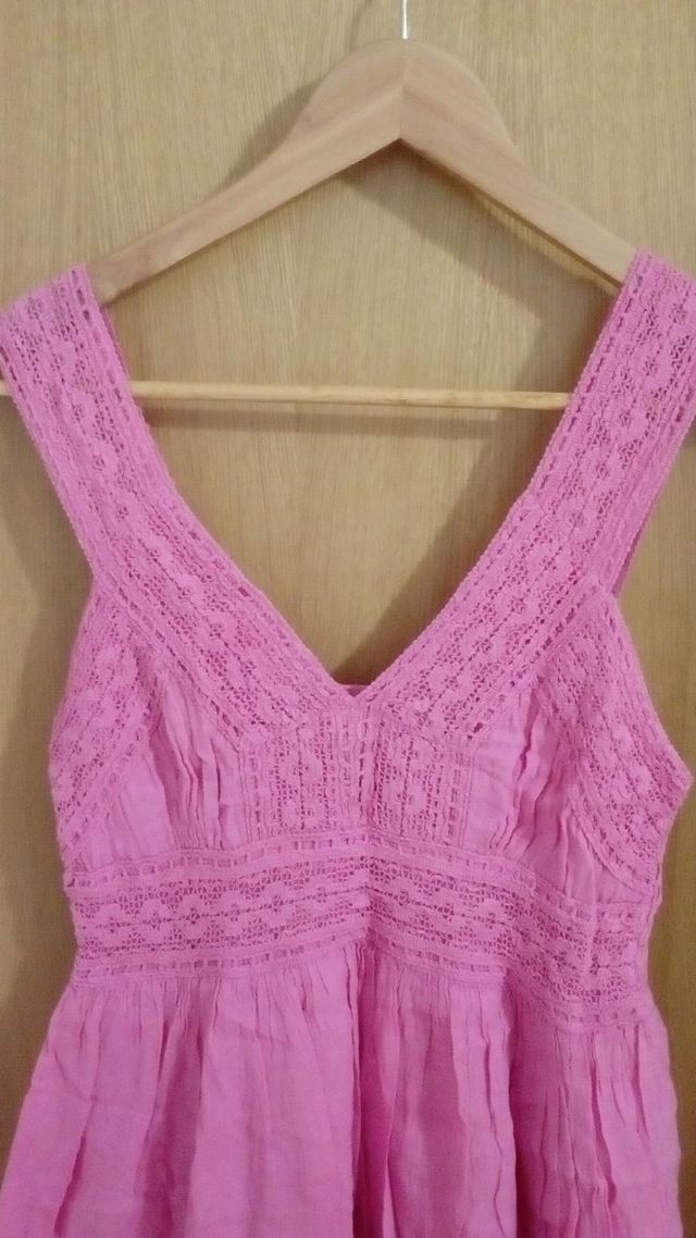 Vestido nuevo floral o rosa 