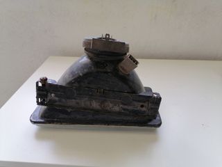 Faro coche ford fiesta balear 1984