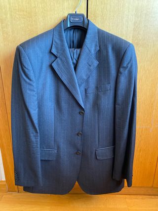 traje raya diplomática de Thomas Allend