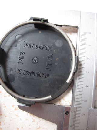 JUEGO DE 4 TAPAS DE LLANTAS NISSAN