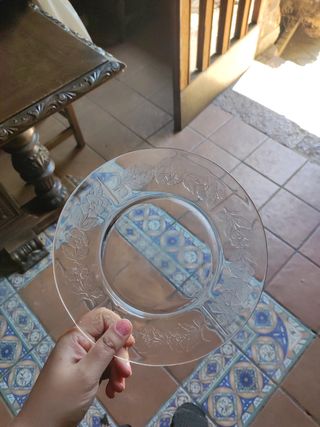 Conjunto platos de cristal labrado