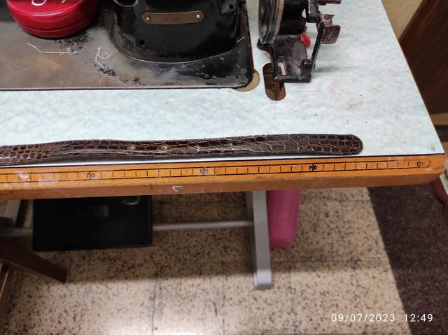 Cintura piccola da donna in pelle