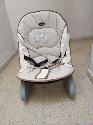 mecedora tumbona de niño