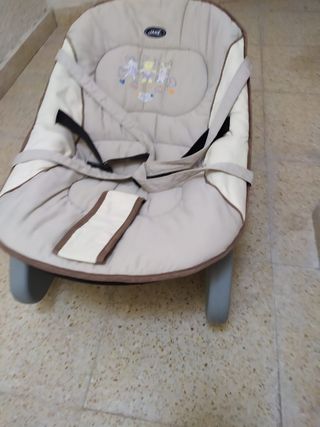 mecedora tumbona de niño