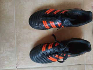 Botas de tacos de futbol