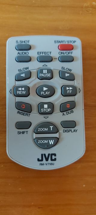 mando JVC RM-V718U