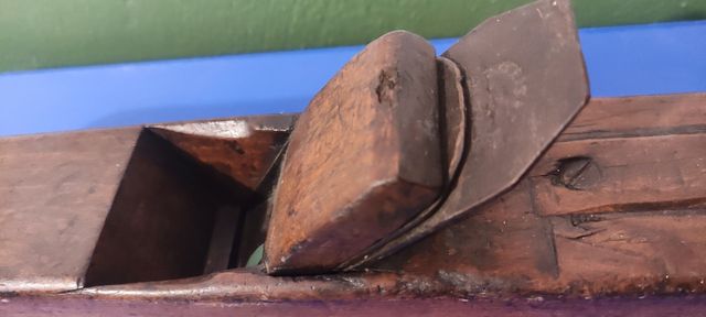 CEPILLO MADERA ANTIGUO