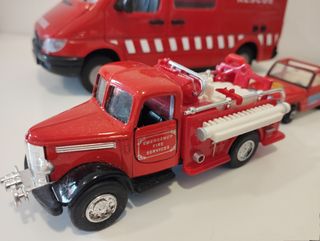 Lote 9 vehículos bomberos