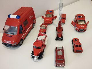 Lote 9 vehículos bomberos