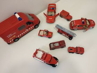 Lote 9 vehículos bomberos