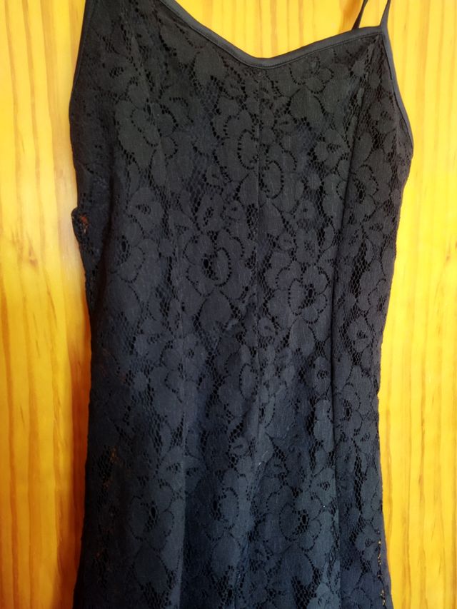 Vestido encaje negro 
