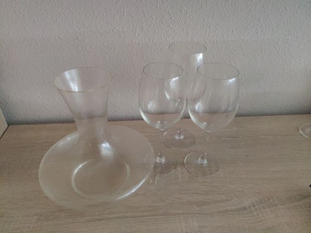 Decantador de vino + regalo 3 copas