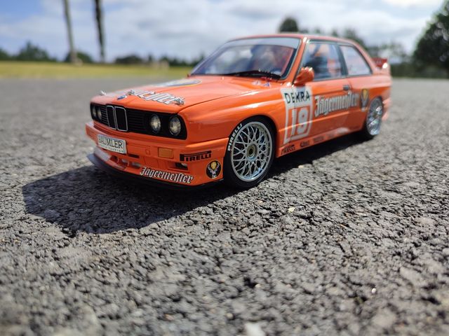 BMW M3 Autoart Jagermeister 1/18