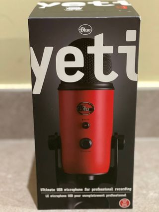 Micrófono Blue Yeti rojo