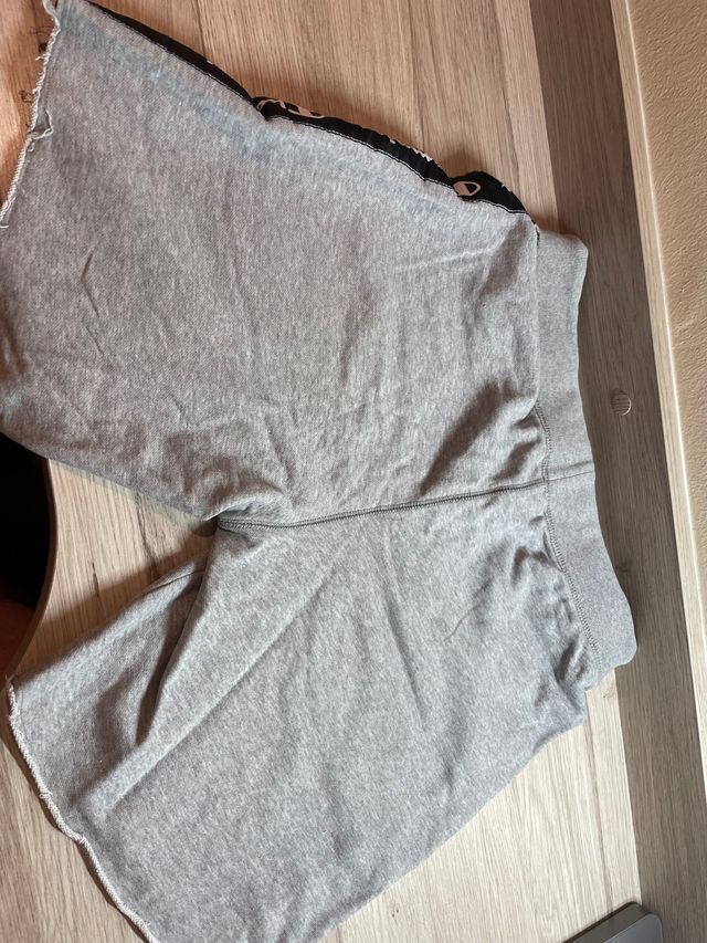 Pantalón chándal corto 