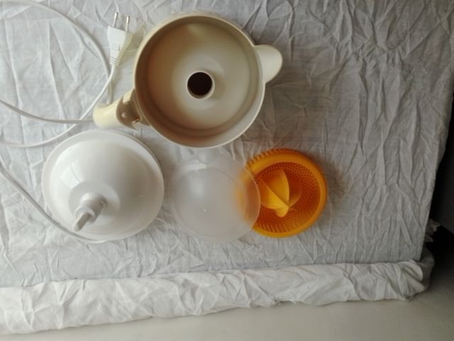 EXPRIMIDOR ELECTRICO