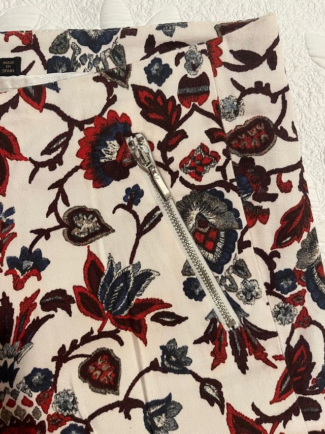 Pantalón estampado flores