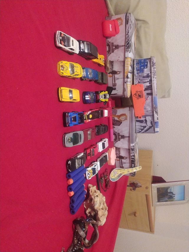 Choces Hotwheels y de todo un poco