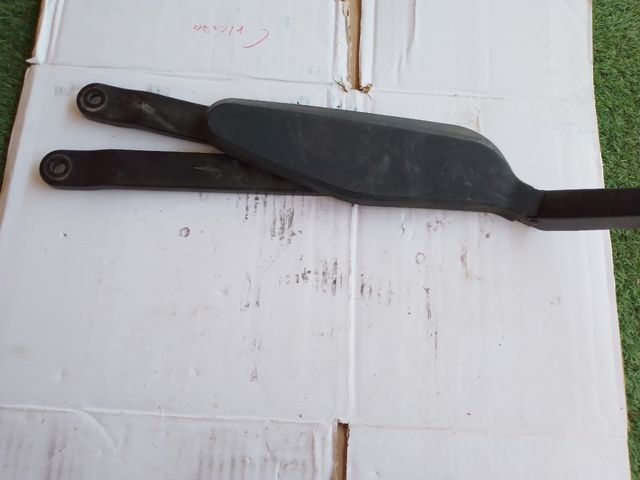 Brazo limpia parabrisas