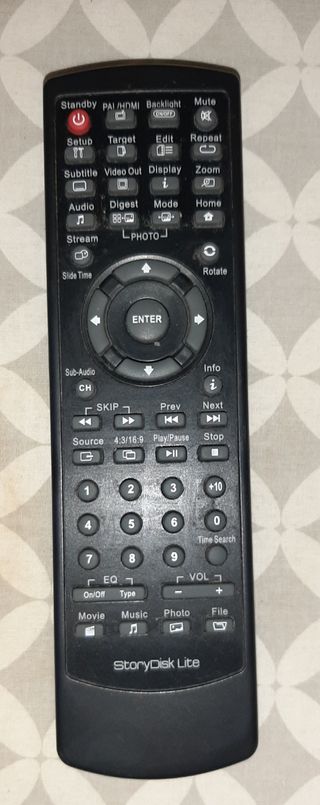 Disco externo 1TB marca Storex 