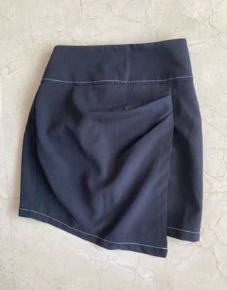 Falda asimetrica nueva ZARA