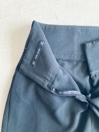 Falda asimetrica nueva ZARA