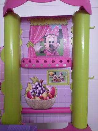 Minnie kitchen