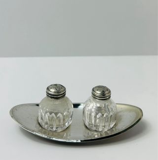 Salero y pimentero en cristal y alpaca