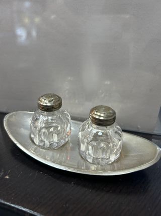 Salero y pimentero en cristal y alpaca