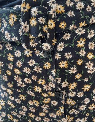 Falda midi floral de Zara talla S