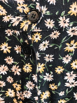 Falda midi floral de Zara talla S