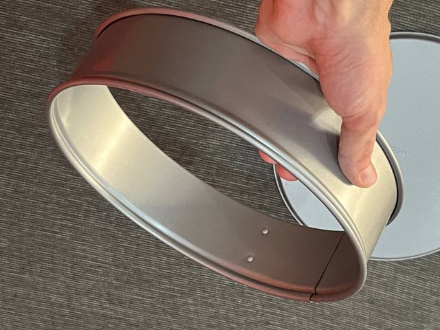 Molde redondo desmontable 25 cm acero inox.