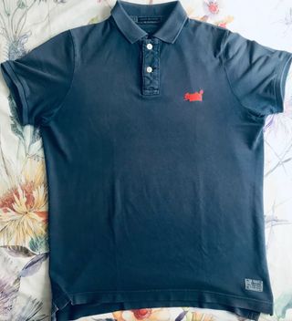 POLO SUPERDRY COLOR. AZUL. TALLA XL. (L)