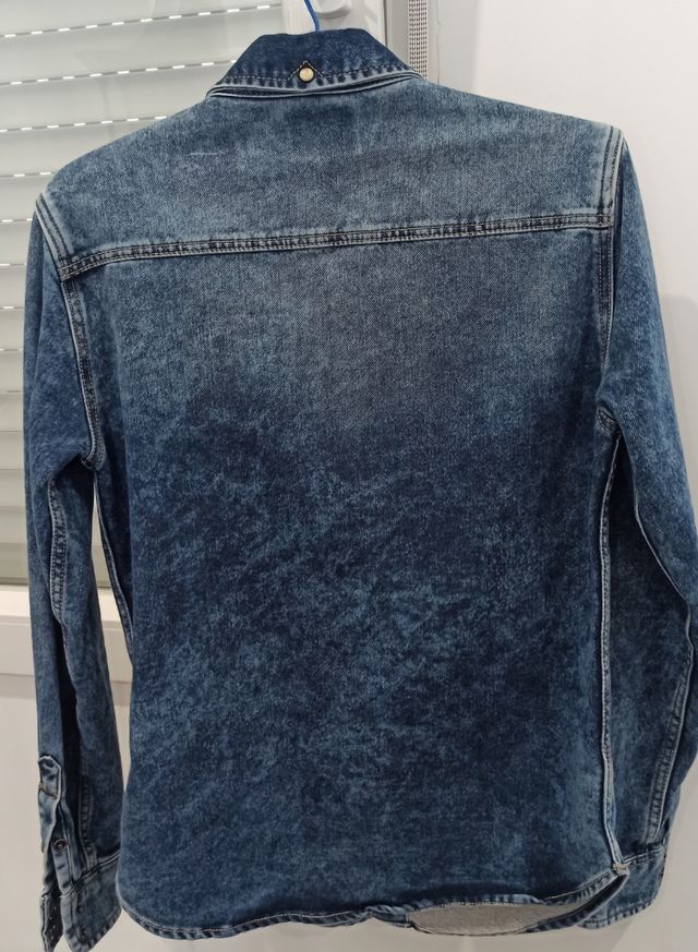 Camisa Vaquera Bershka hombre T38