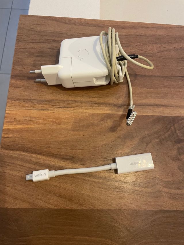 Macbook Air 13”, 1.3GHz, 4GB, 128GB (2013)