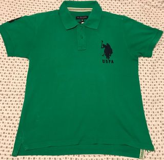 Polo "U.S. Polo ASSN". Color Verde. Talla M.