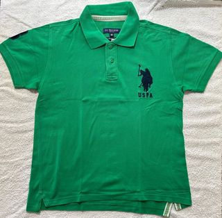 Polo "U.S. Polo ASSN". Color Verde. Talla M.