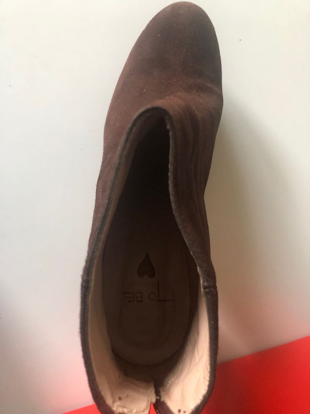 Botines de piel marrones tacón