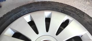 Neumáticos Continental 215/60 17 R