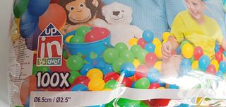 Parque de bolas con casita