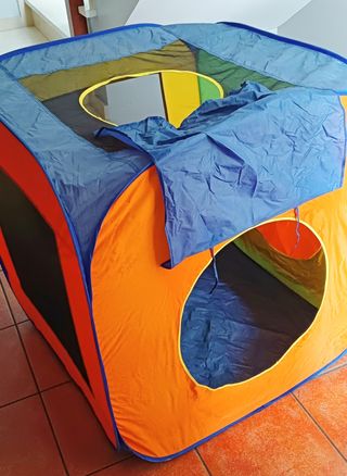 Parque de bolas con casita