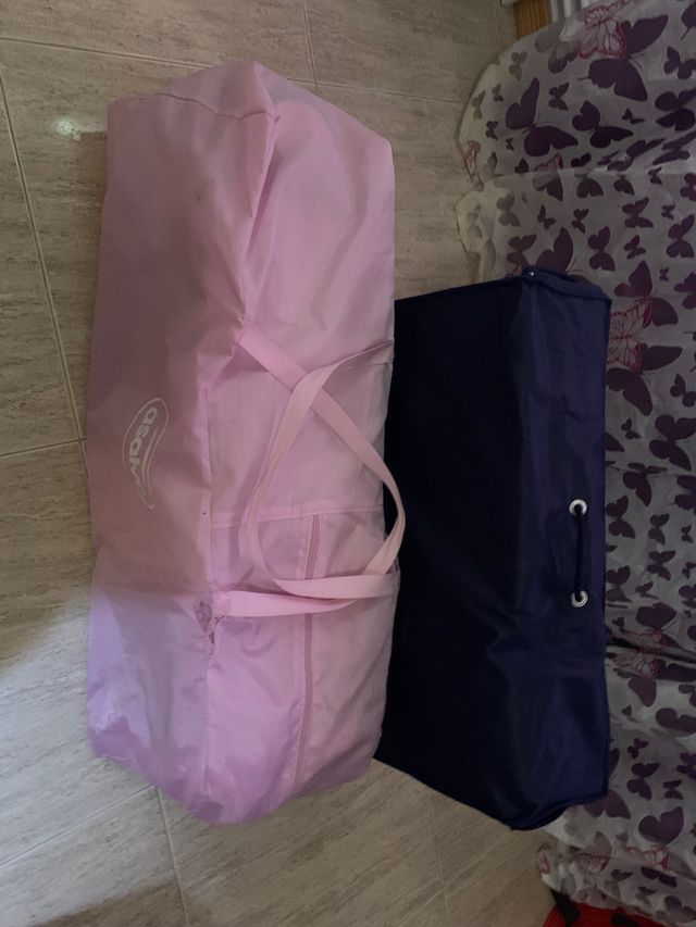 Cuna de viaje y colchón de viaje