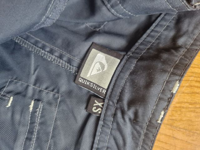 Pantalon Quiksilver talla XS