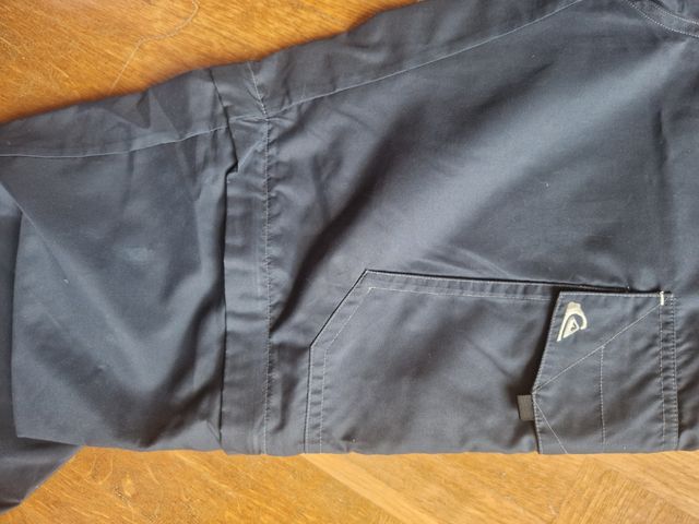 Pantalon Quiksilver talla XS