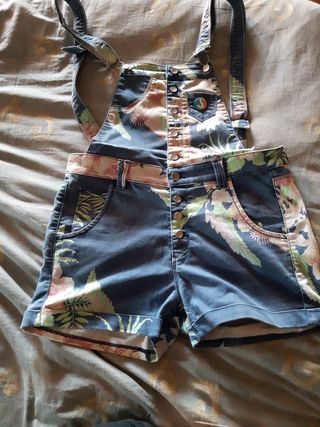 Momo vaquero corto flores