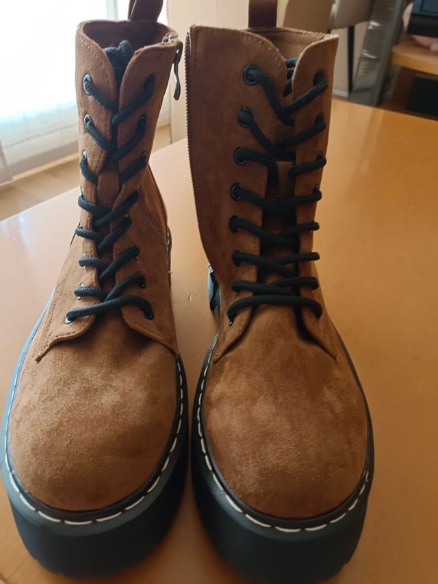 Botas color Camel sin estrenar